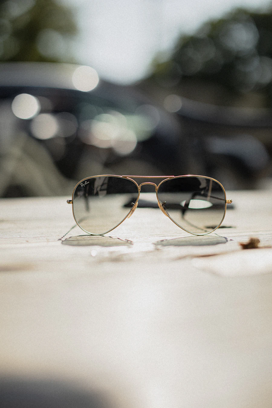 Gafas de sol estilo aviador con marco dorado